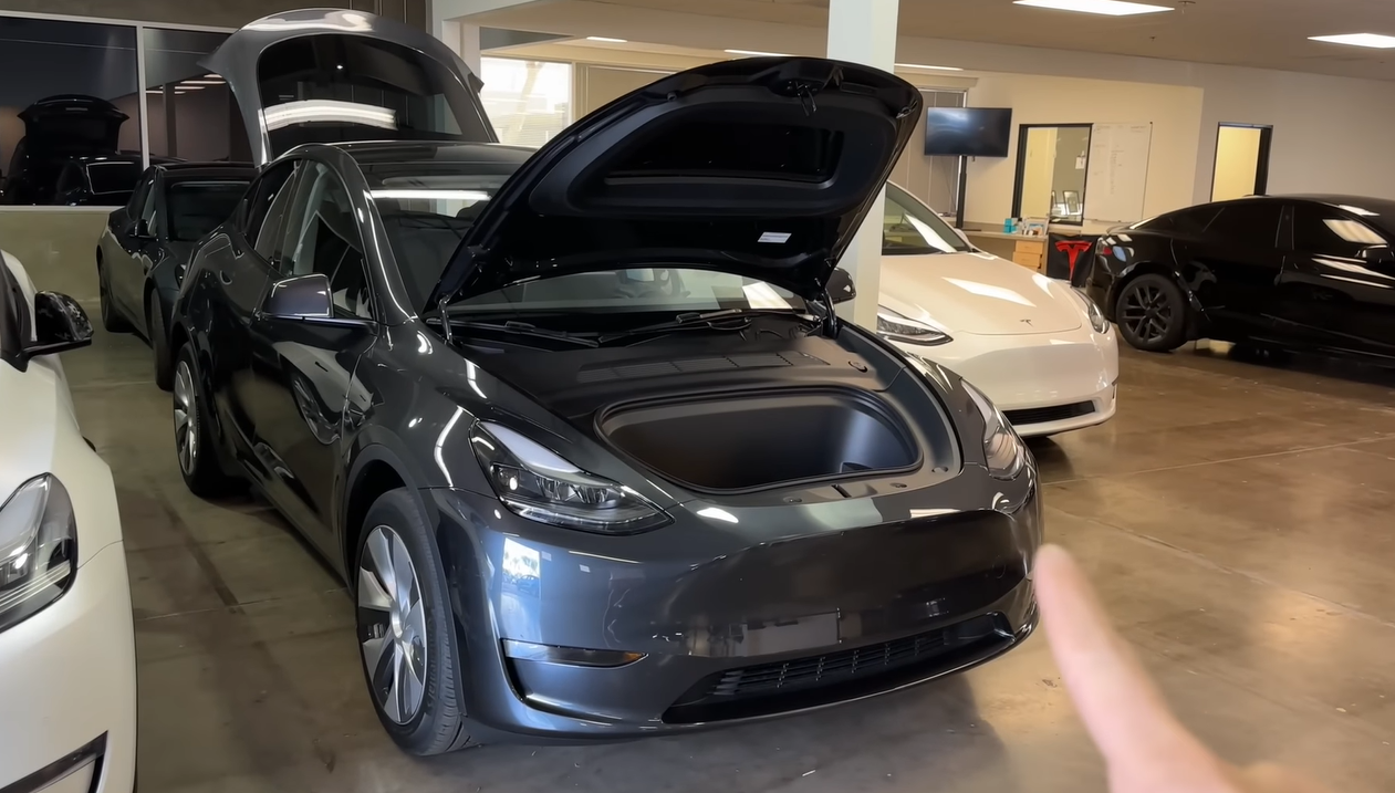 Tesla Model Y Stealth Grey